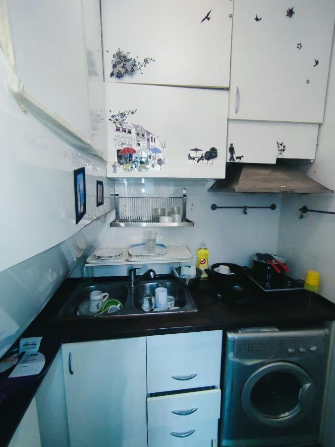 شقة برشلونة  في Nice Flat Within Walking Range To The Beach المظهر الخارجي الصورة