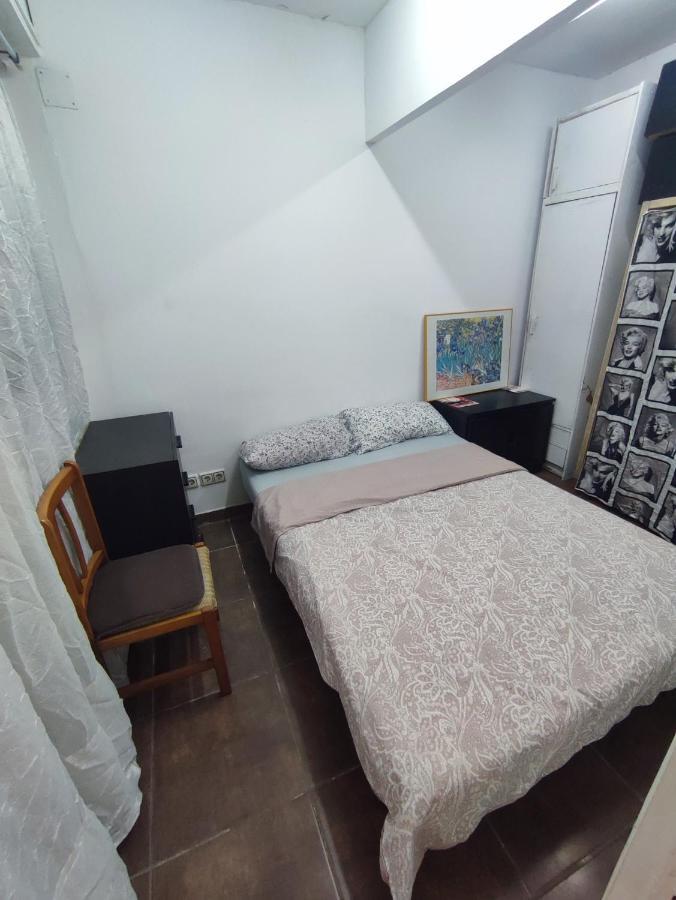 شقة برشلونة  في Nice Flat Within Walking Range To The Beach المظهر الخارجي الصورة